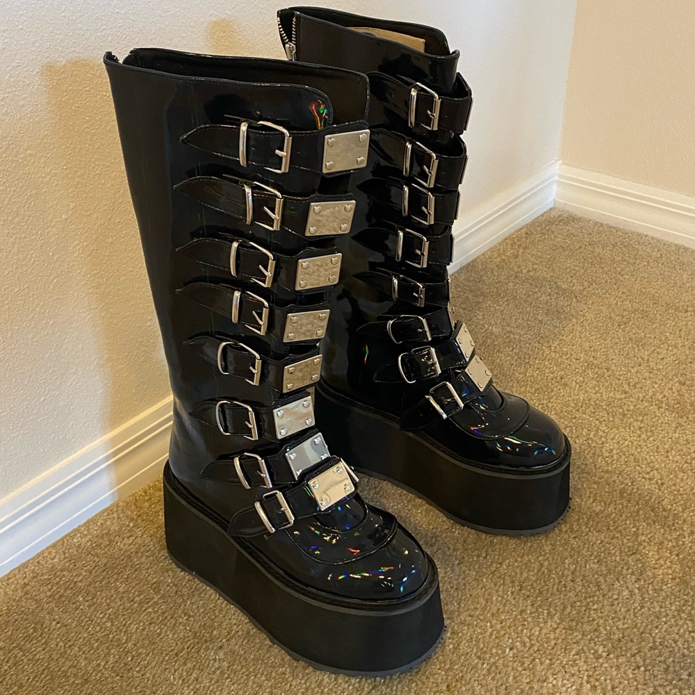 NWB Demonia Platform Boots